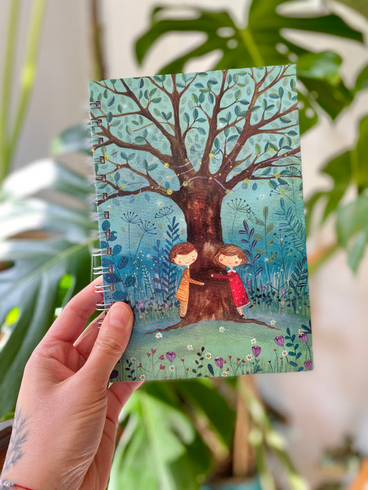 Cuaderno abrazo al árbol